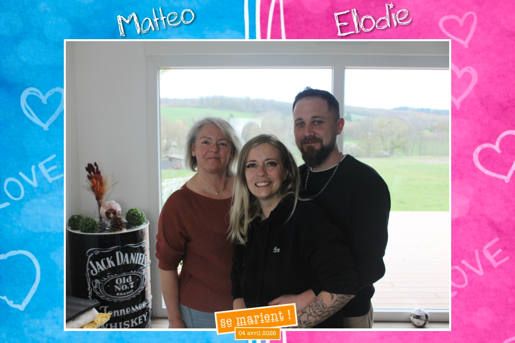 Estelle avec Élodie et Mattéo lors d’un événement en Moselle