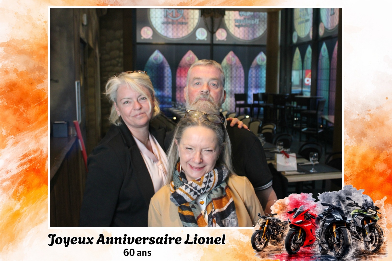 Photo de Lionel et Jasmine avec Estelle pour les 60 ans de Lionel